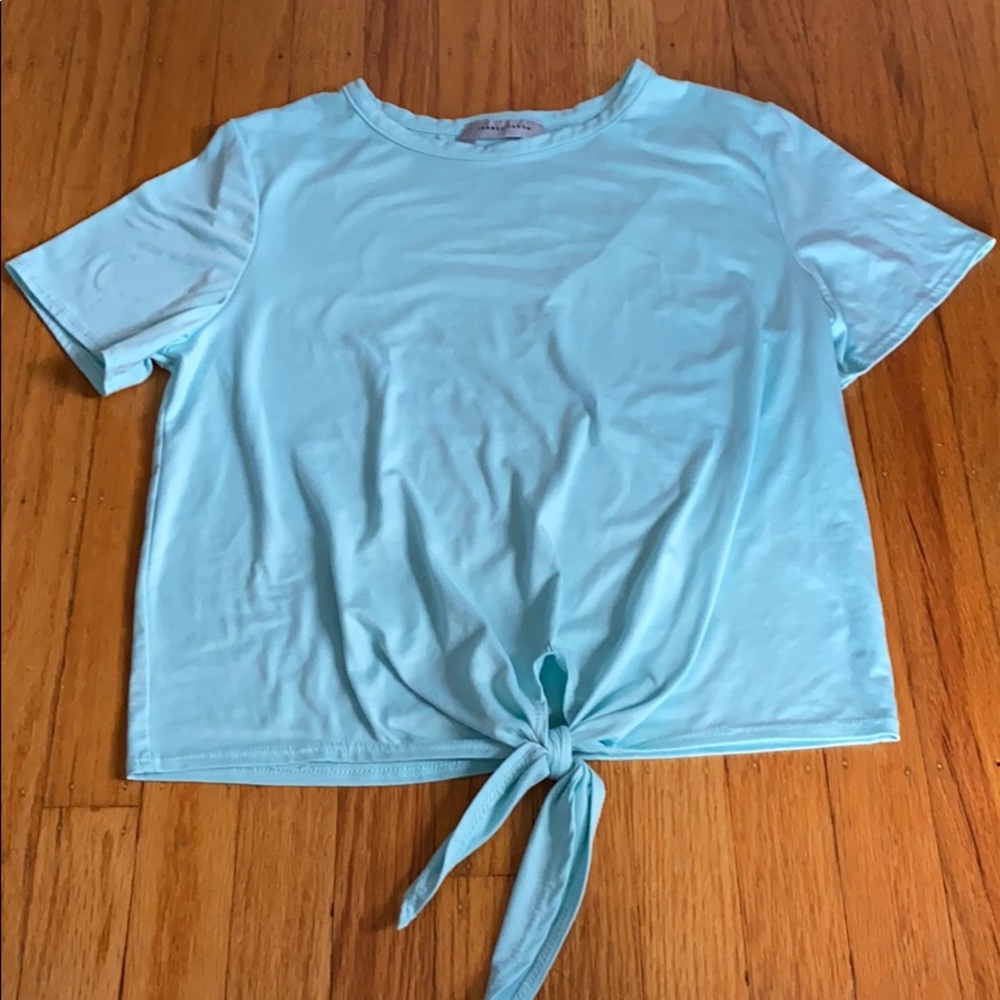 ISABEL JAXON LIGHT BLUE CROP TOP WITH TIE